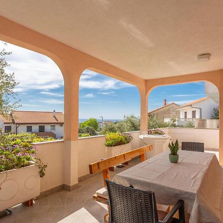 Stunning Apartment In Krk With Kitchen Krk Town Dış mekan fotoğraf
