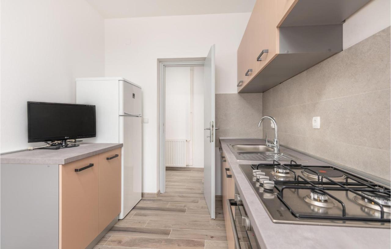 Stunning Apartment In Krk With Kitchen Krk Town Dış mekan fotoğraf