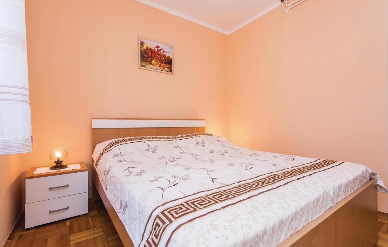 Stunning Apartment In Krk With Kitchen Krk Town Dış mekan fotoğraf