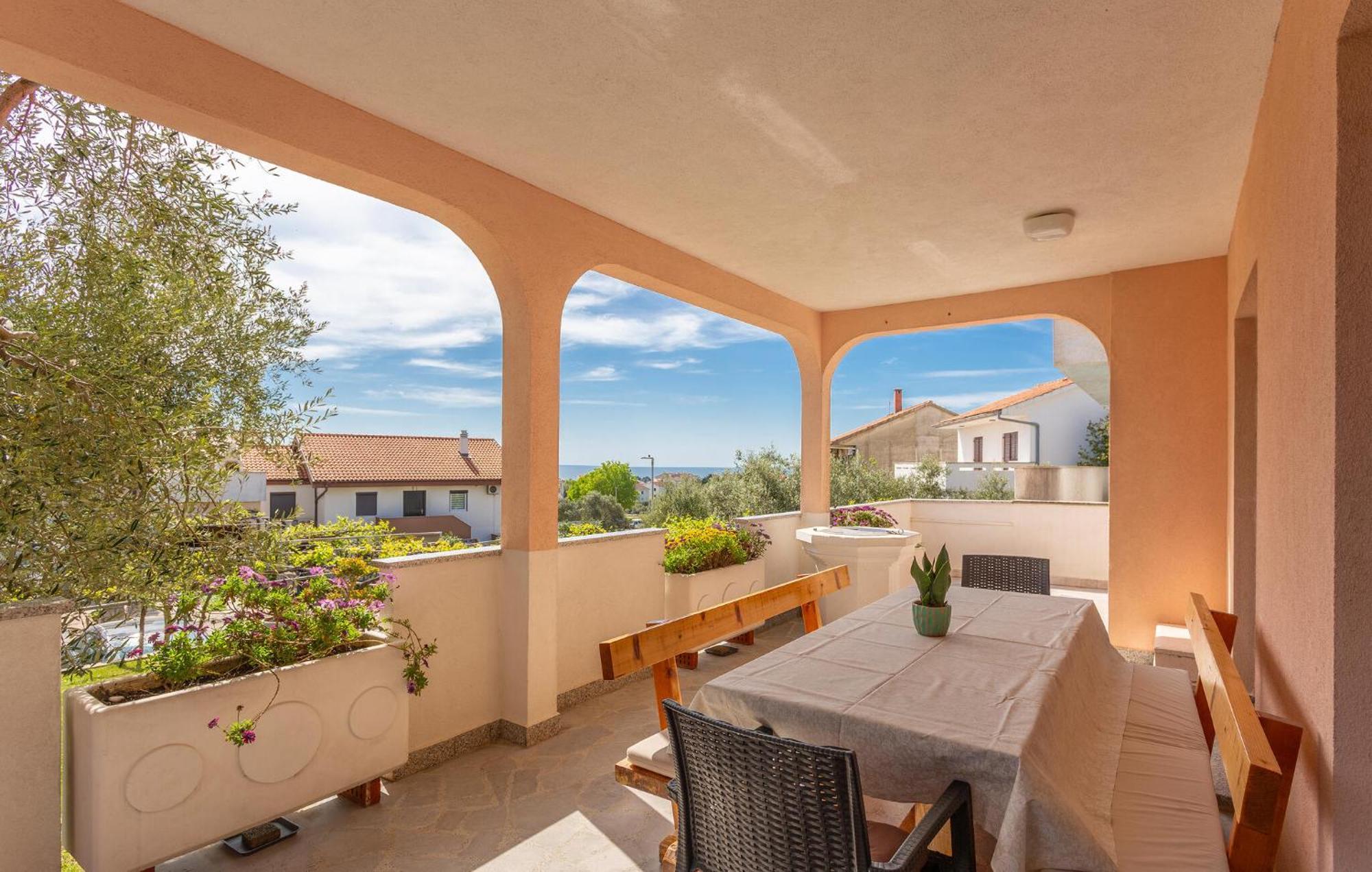 Stunning Apartment In Krk With Kitchen Krk Town Dış mekan fotoğraf