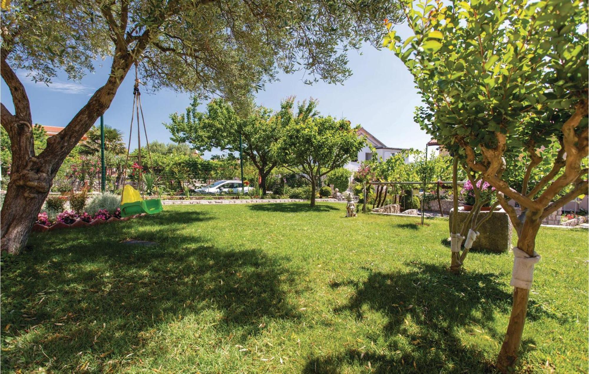 Stunning Apartment In Krk With Kitchen Krk Town Dış mekan fotoğraf